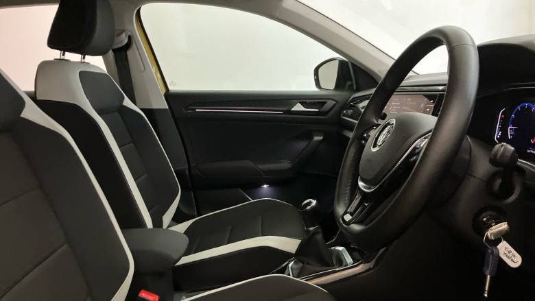 Volkswagen T-Roc 1.5 TSI EVO SEL 5dr Petrol Hatchback